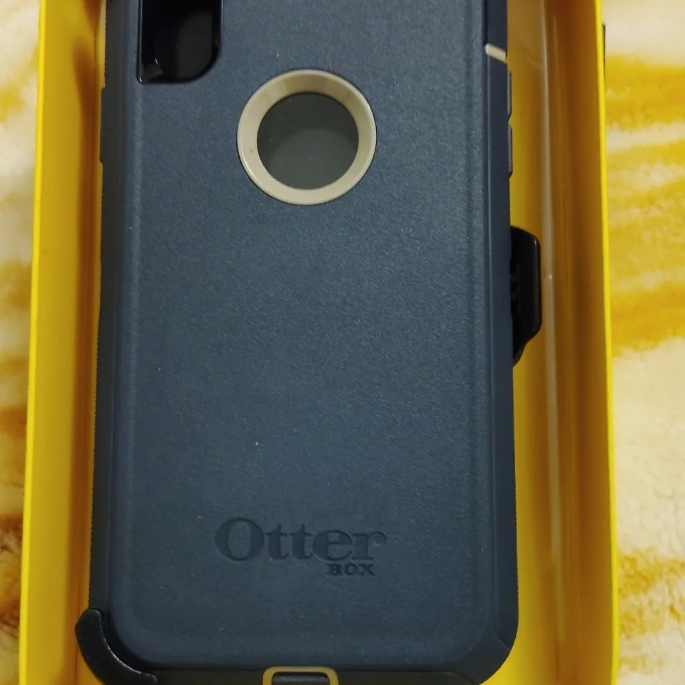 Otterbox Defender Screenless Edition for iPhone XS Max and iPhone 2019 XL